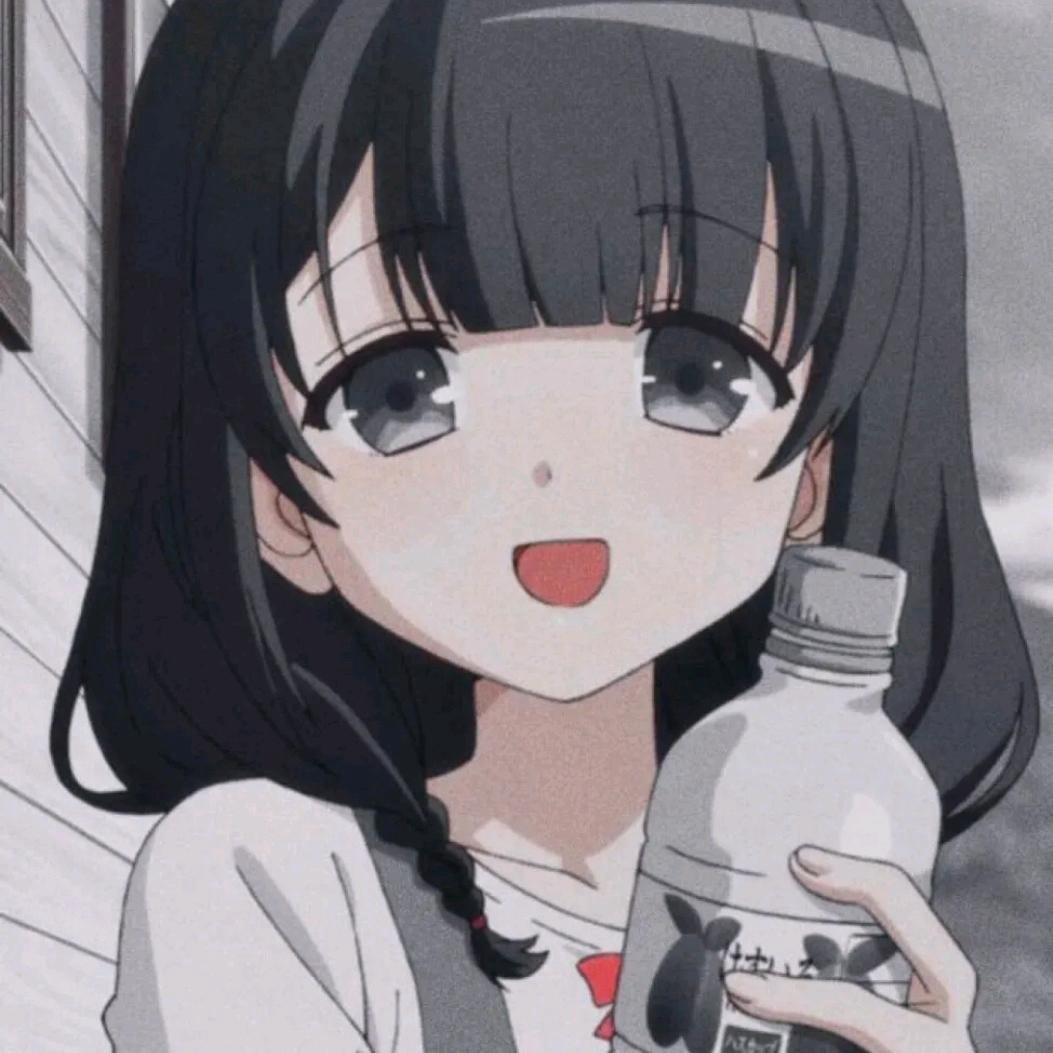 灰色、