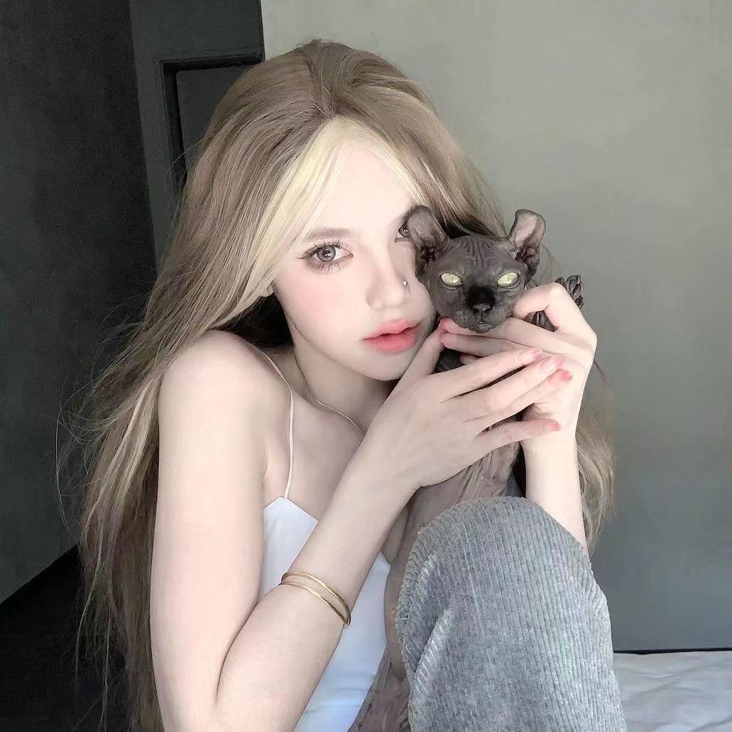 Y7