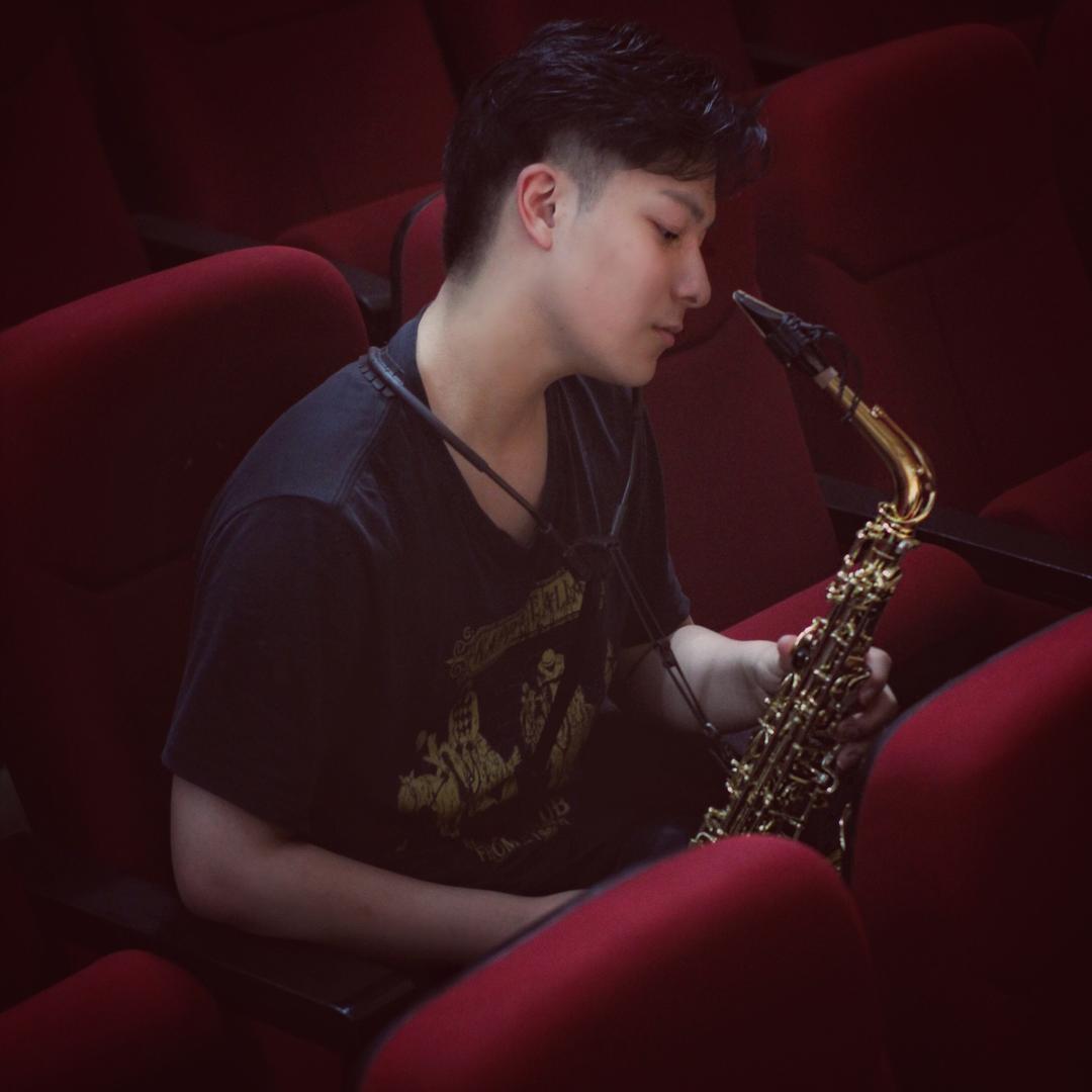 鲅辣慕斯🎷