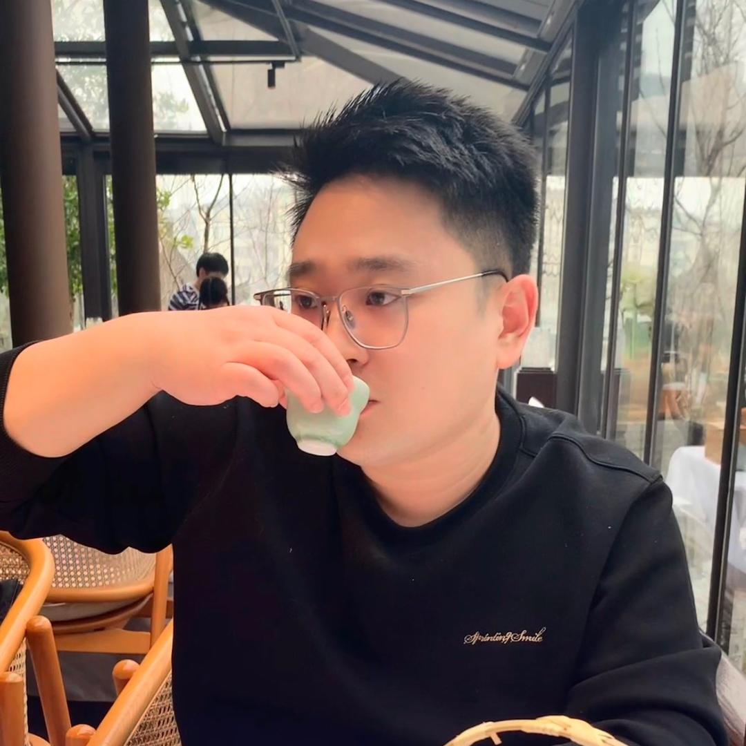 高强 南通百通总经理 欧曼 奔驰
