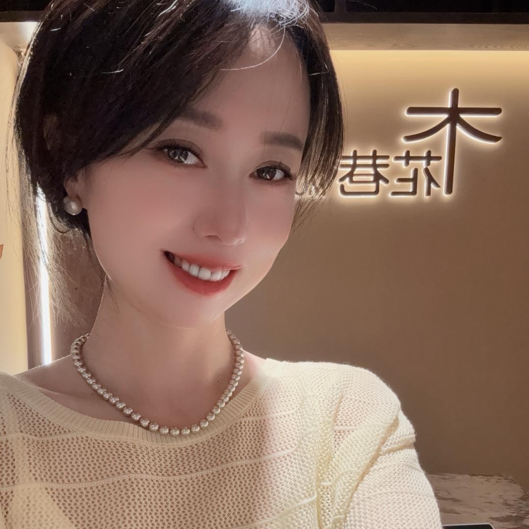 包头市东河摩尔城木花巷女装