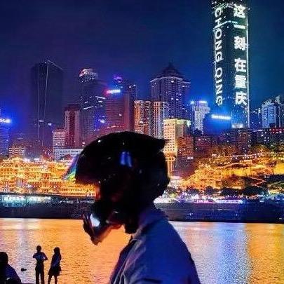 一只小南汐（机车约拍）