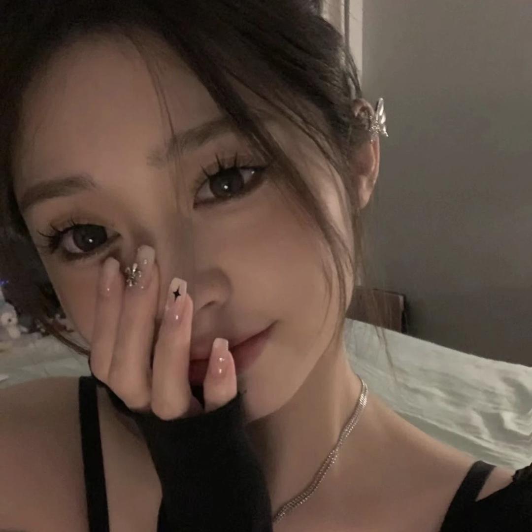 阿宝设计穿戴甲