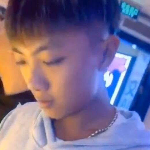 杨小猪🐷🐷