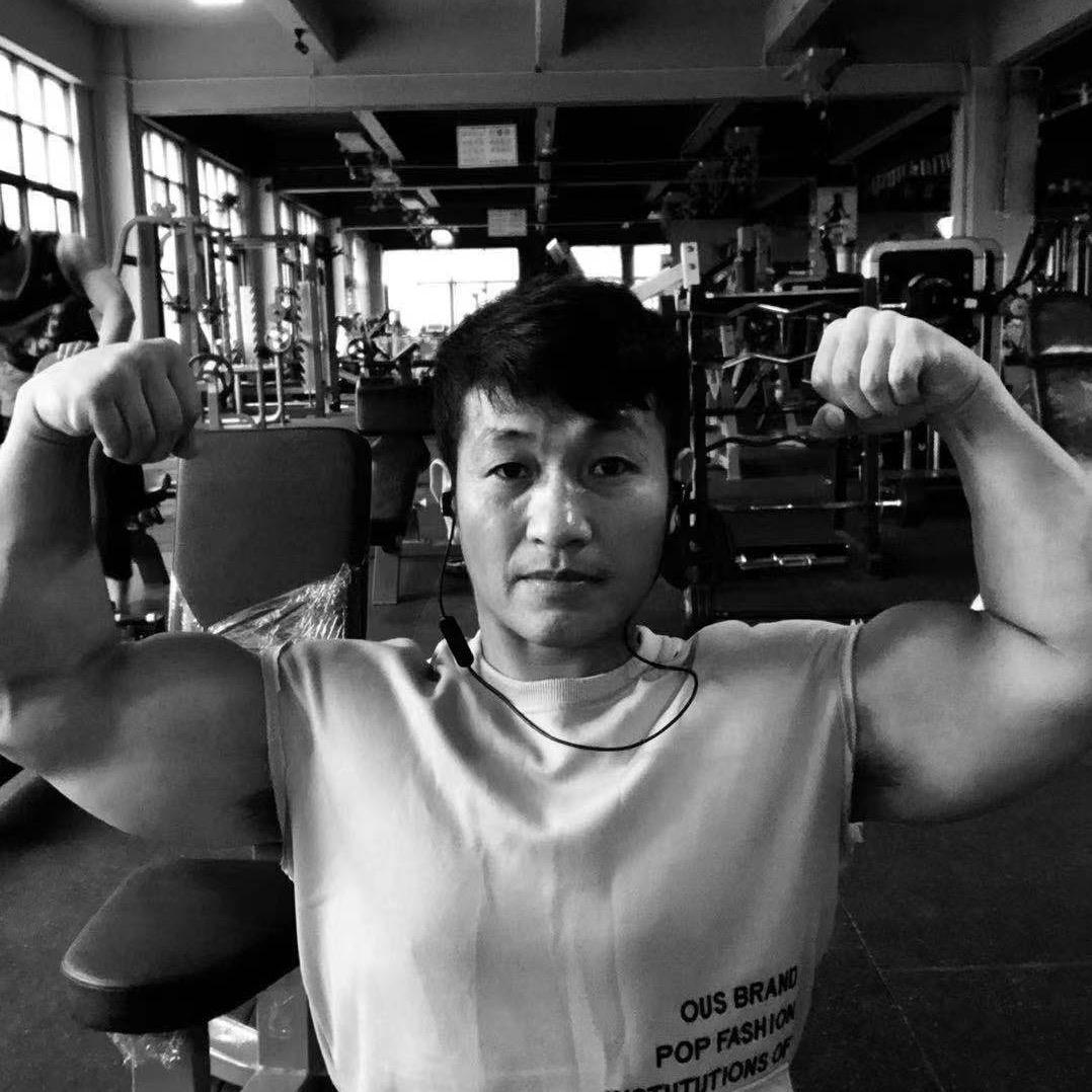 1979🐏：免费来村里健身打卡