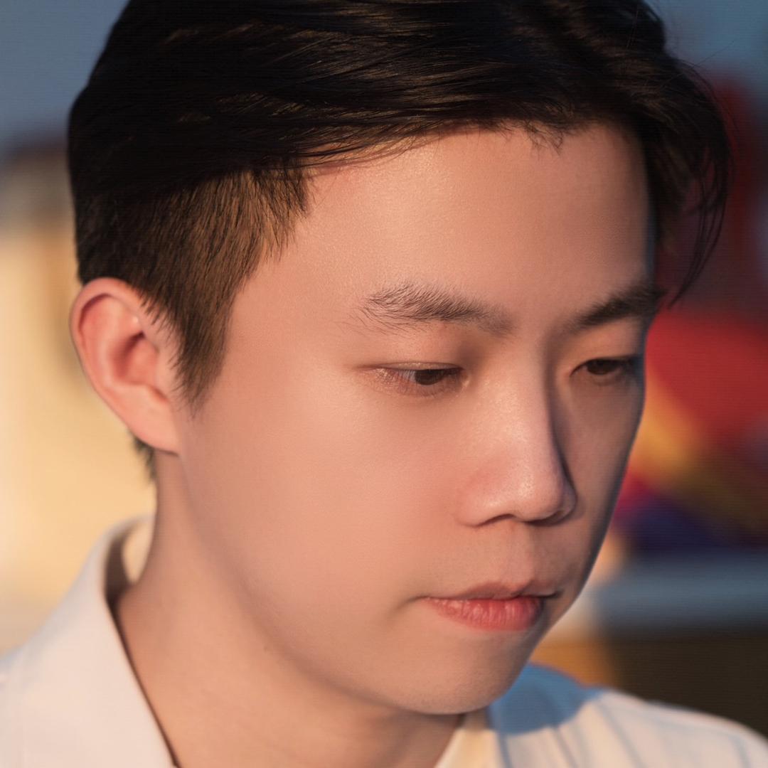 小丽是兽医