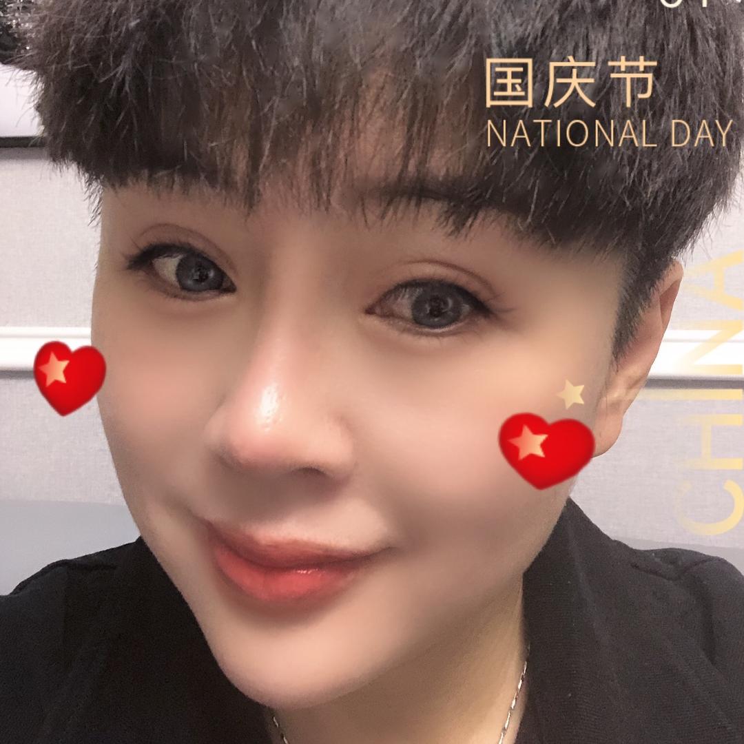 女汉子，一人闯天下