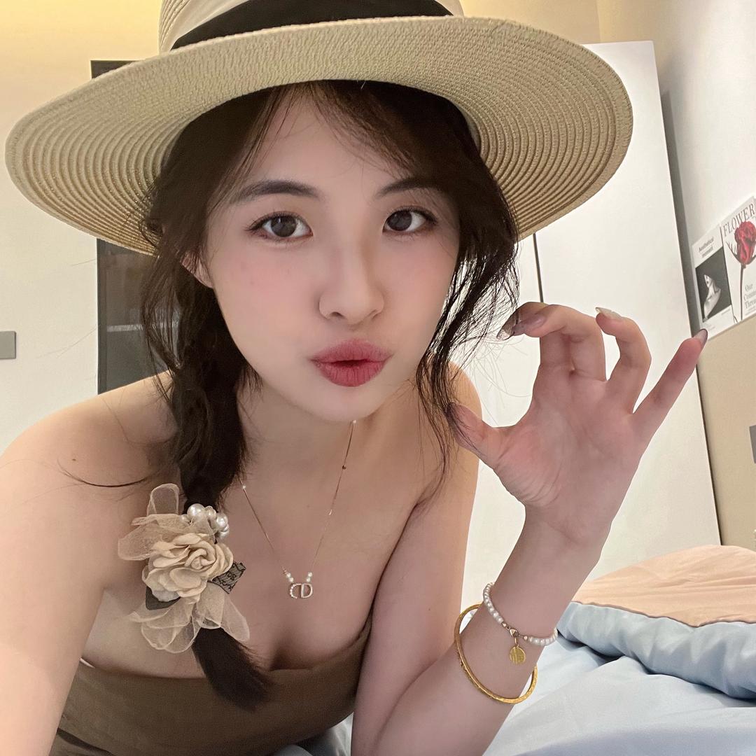 闲不住的肥崽🍭