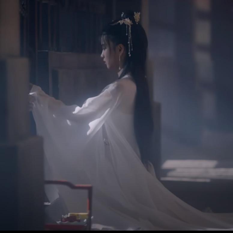 无悔落花深