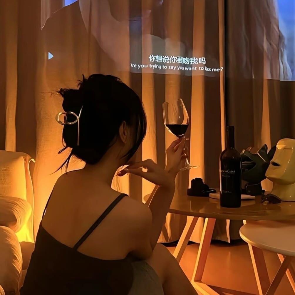 不会唱歌的佳莉