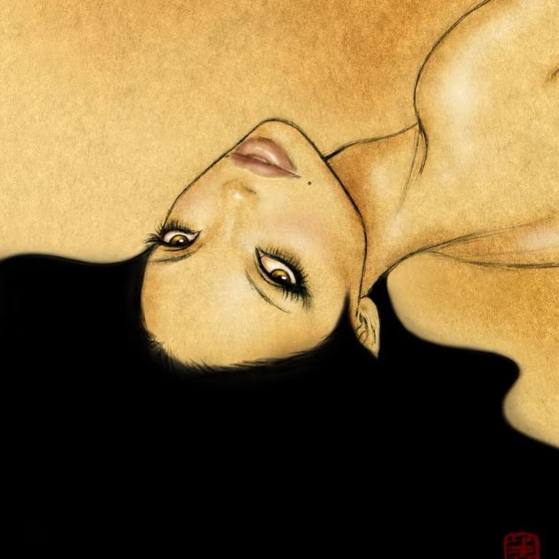 吉娃娃牵邪恶老太