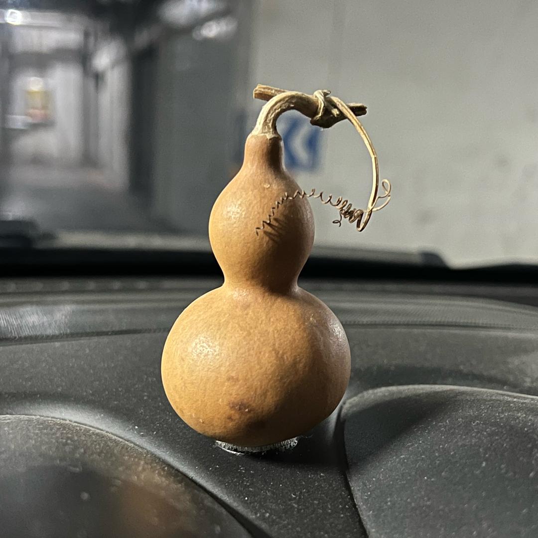 李海伟