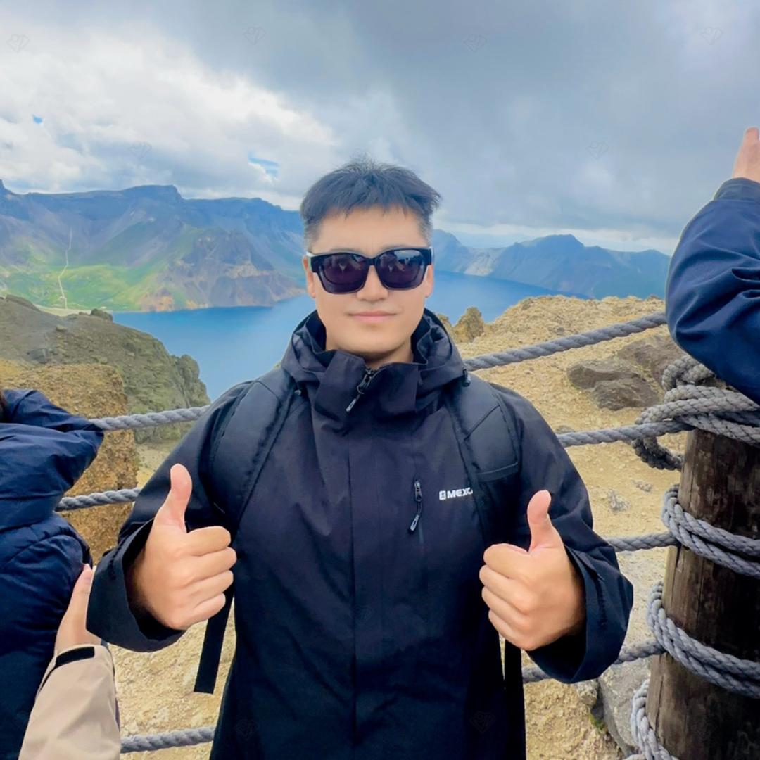 练不大的小俊俊