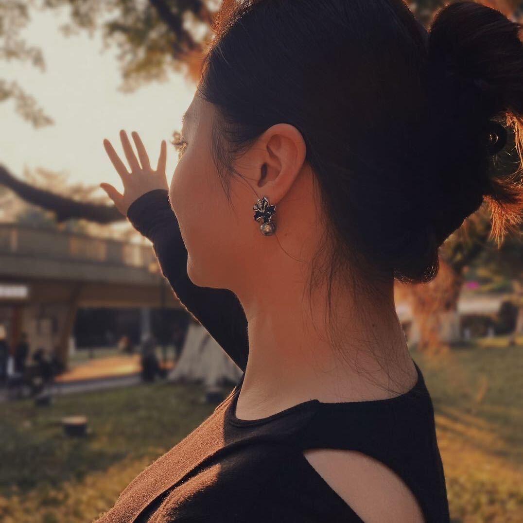 抖了抖婉婷