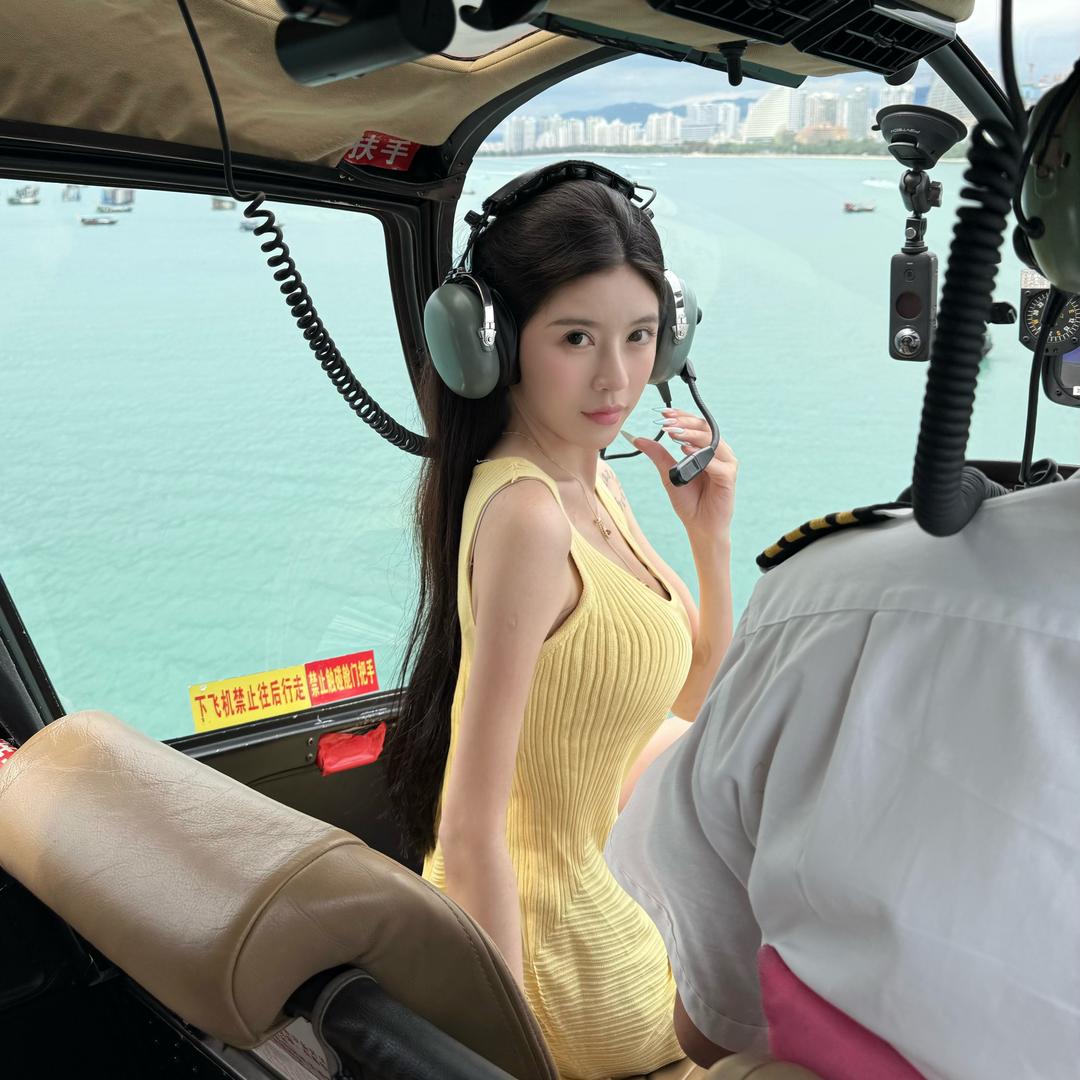 大美女婉玲