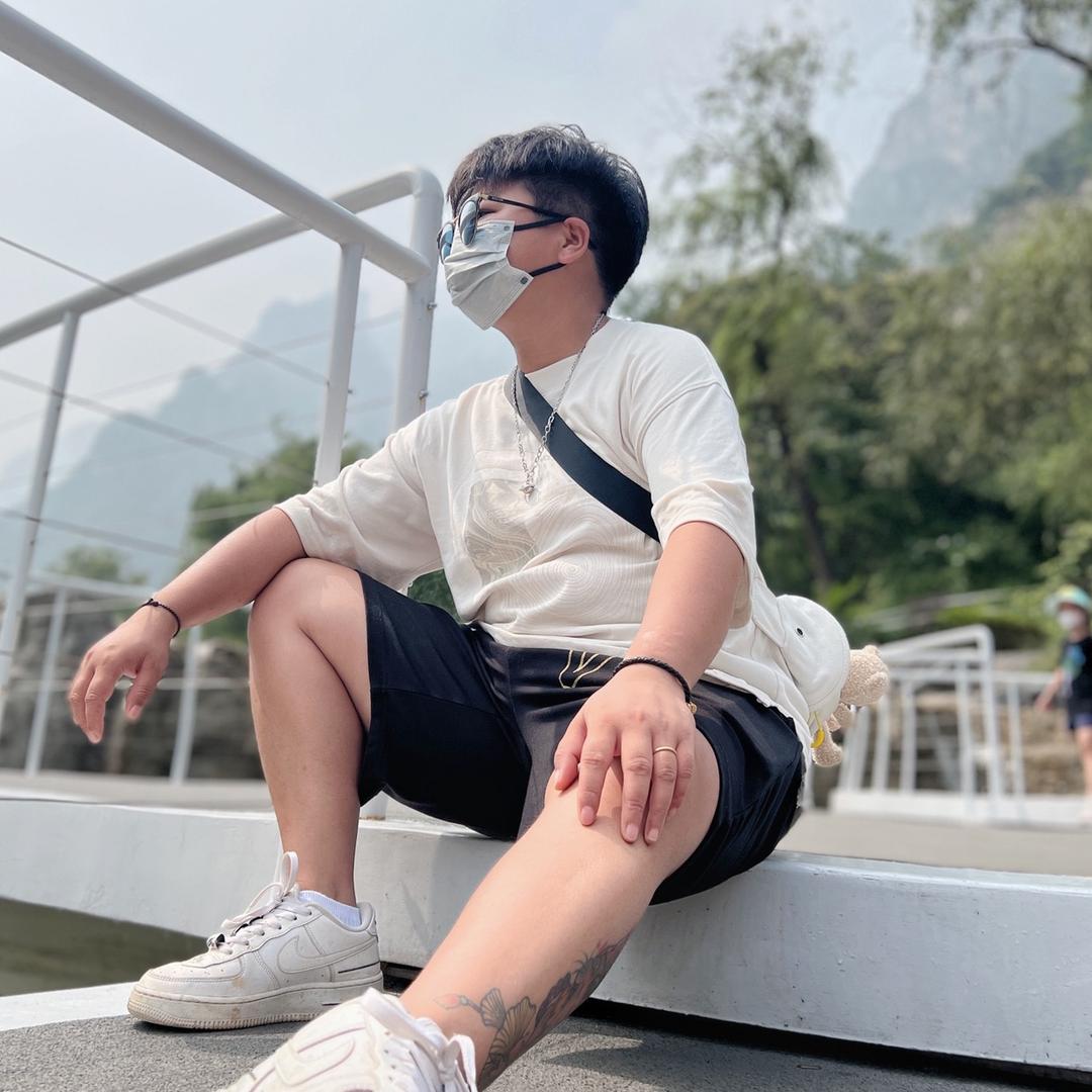 女钓手小胖