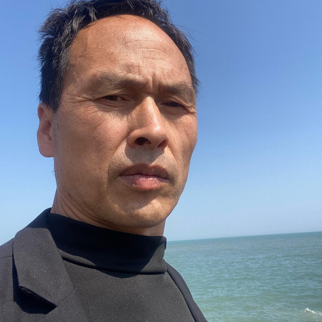 陈不住气