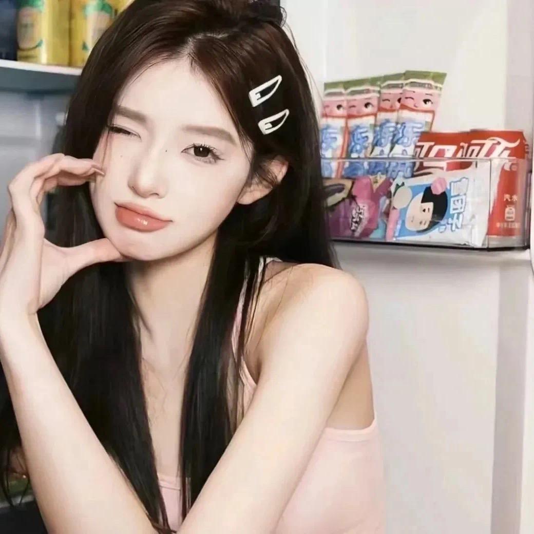 晶晶妮