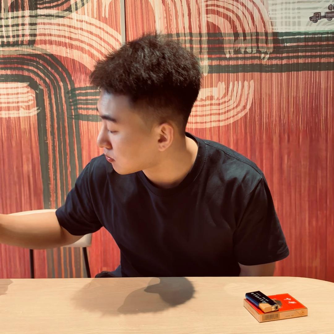 WANG明宇_