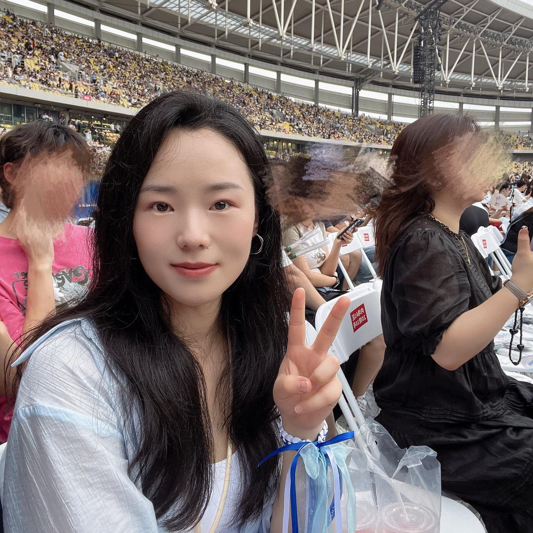 麦田在逃玫瑰🌾