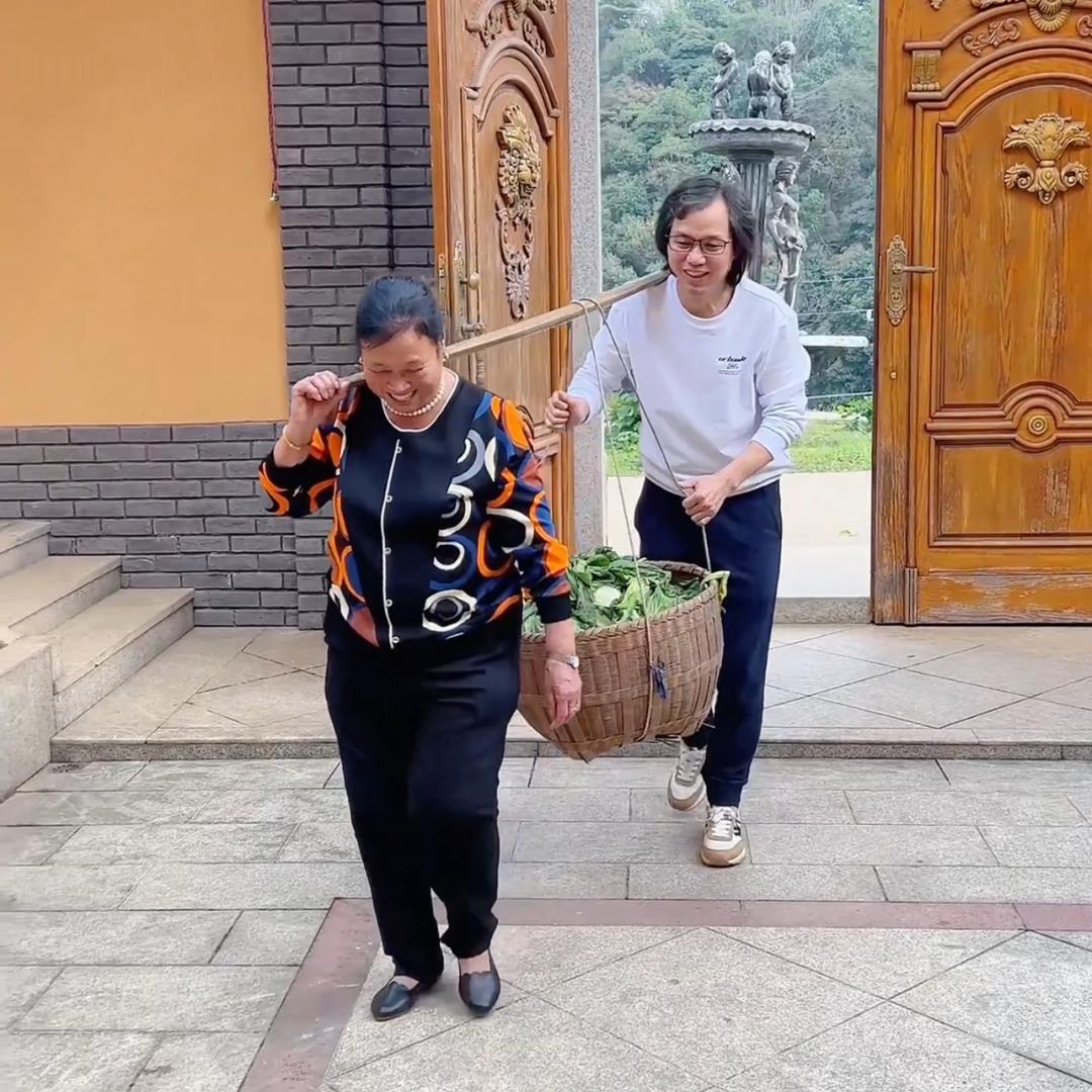 瑛派儿洗护店