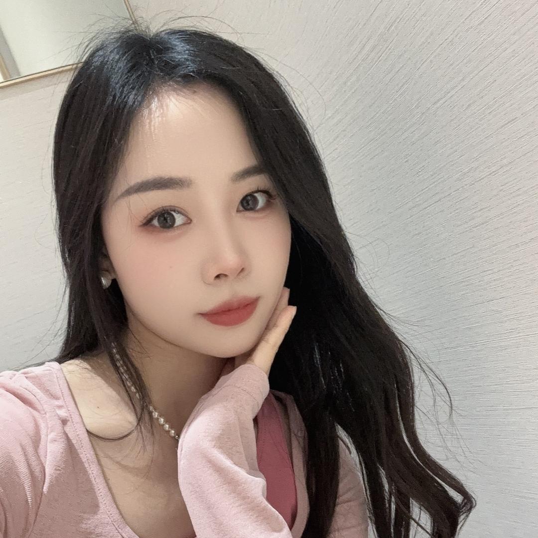 茜茜 ·易缔媤女装