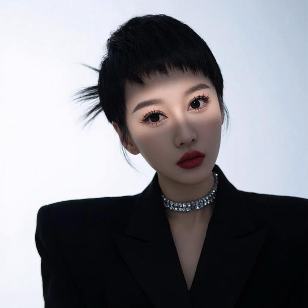 爱吃榴莲💄
