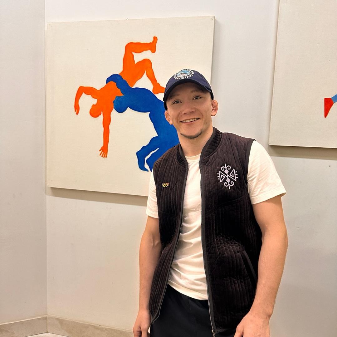 摔跤别狼🤼‍♂️🐺