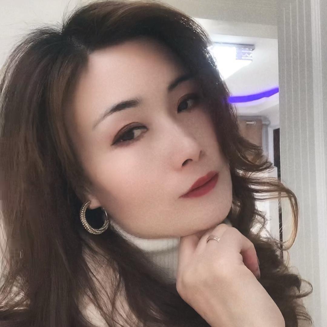 简洪芳