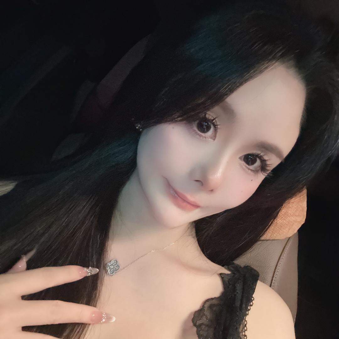 艾米莉.