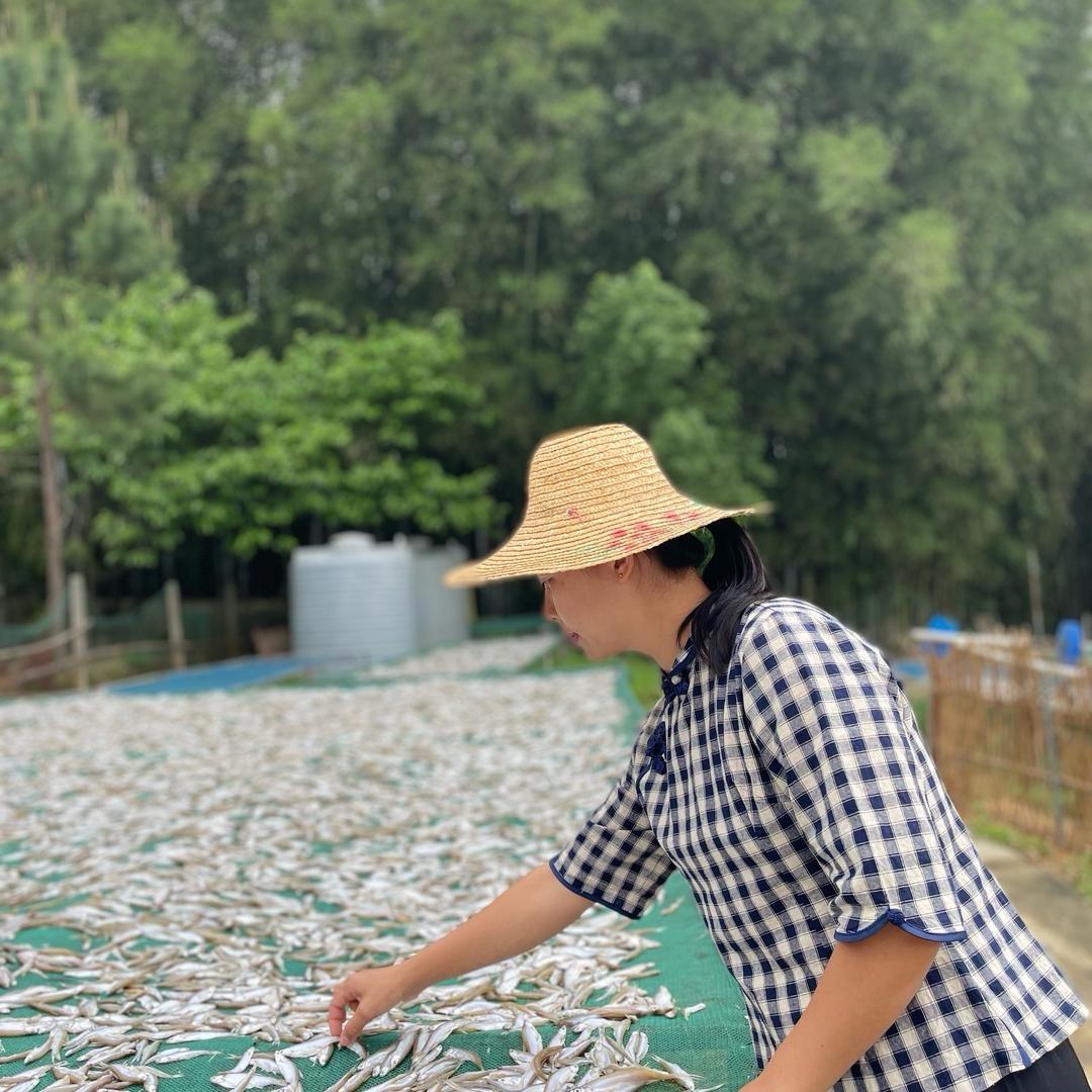 婷婷在渔村