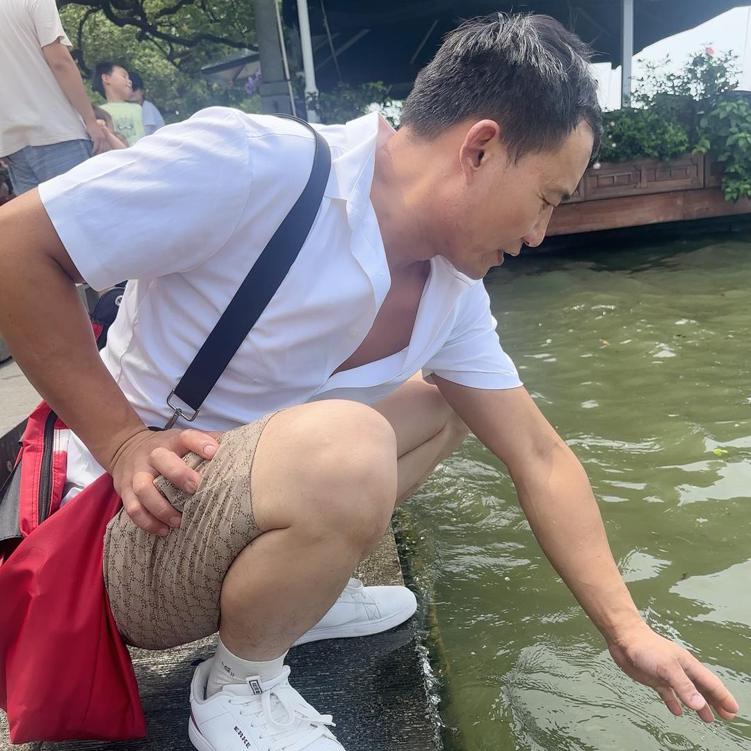 刘＋王