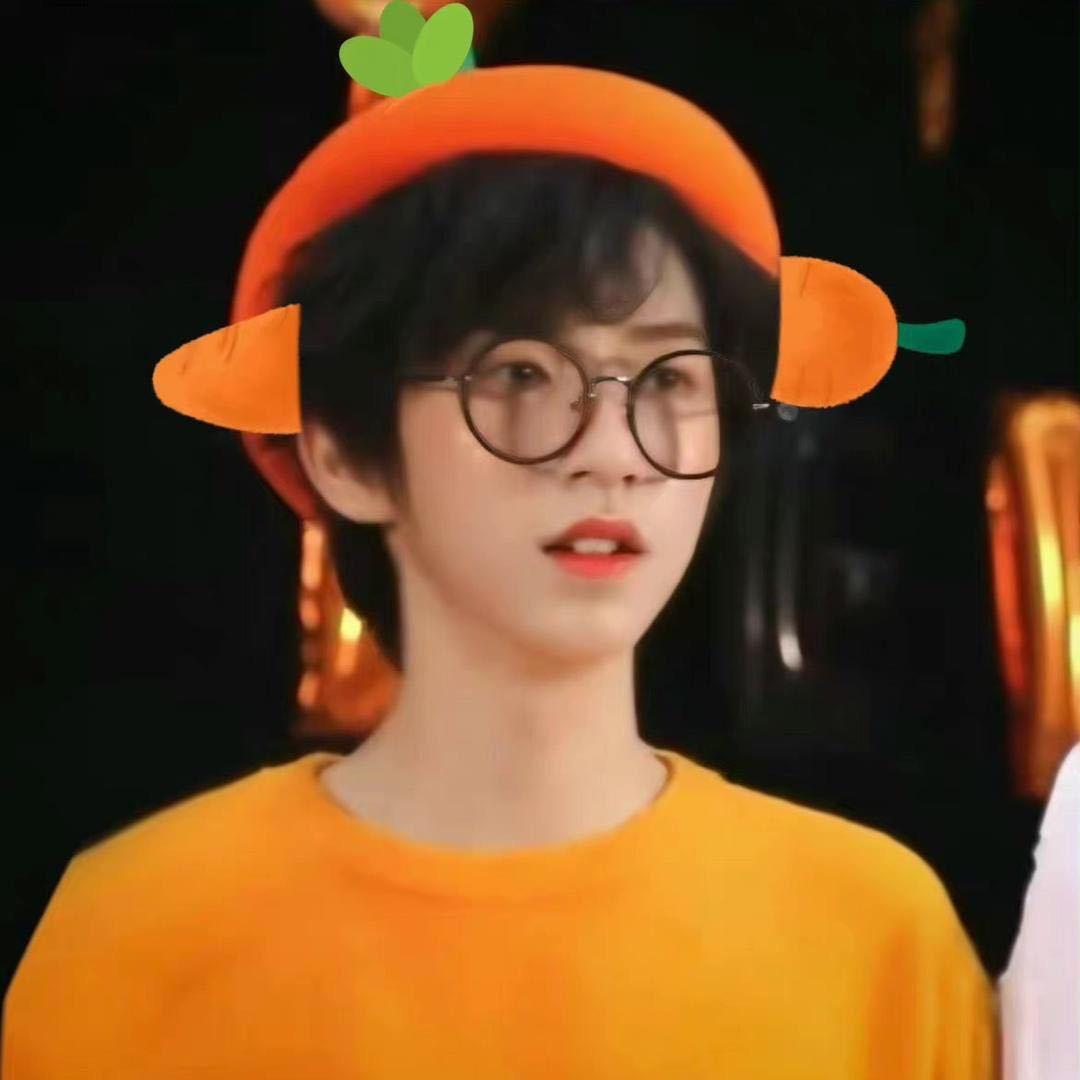 LIU大静静