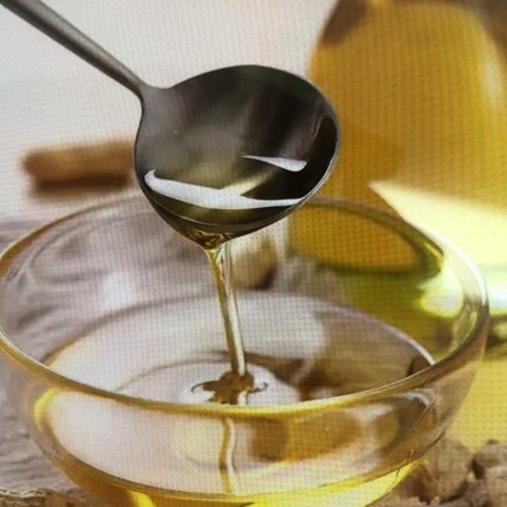 农村经济振兴土榨油