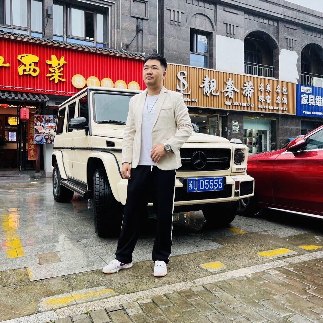 苏州五哥靓奢蒂钟表商行