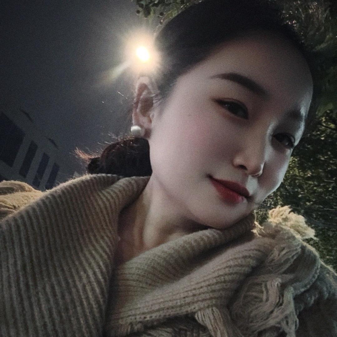 轩起，郑珂