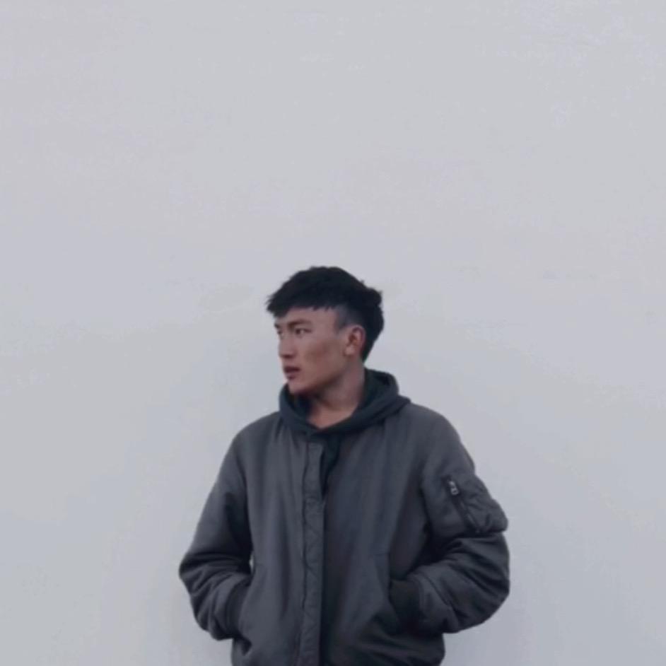 1 %