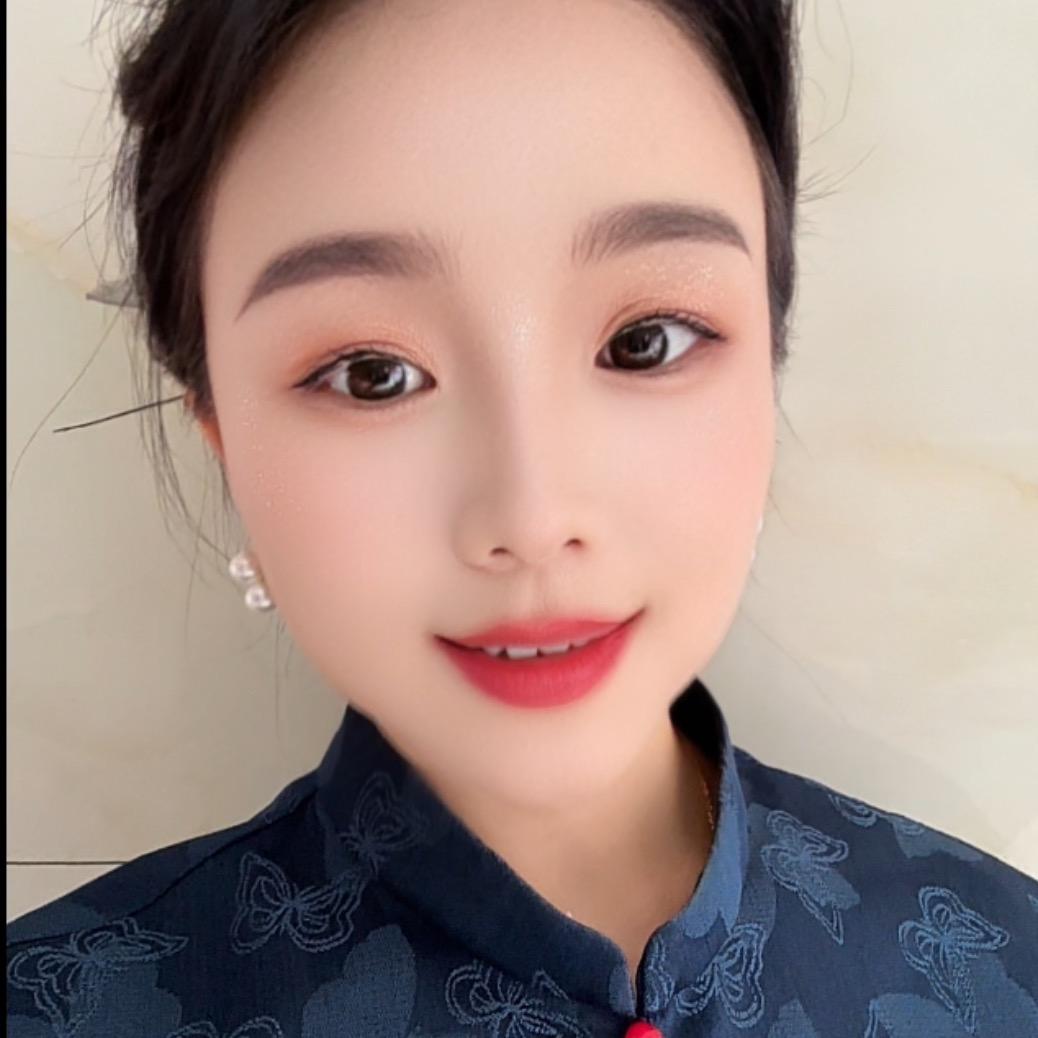 华华🍀