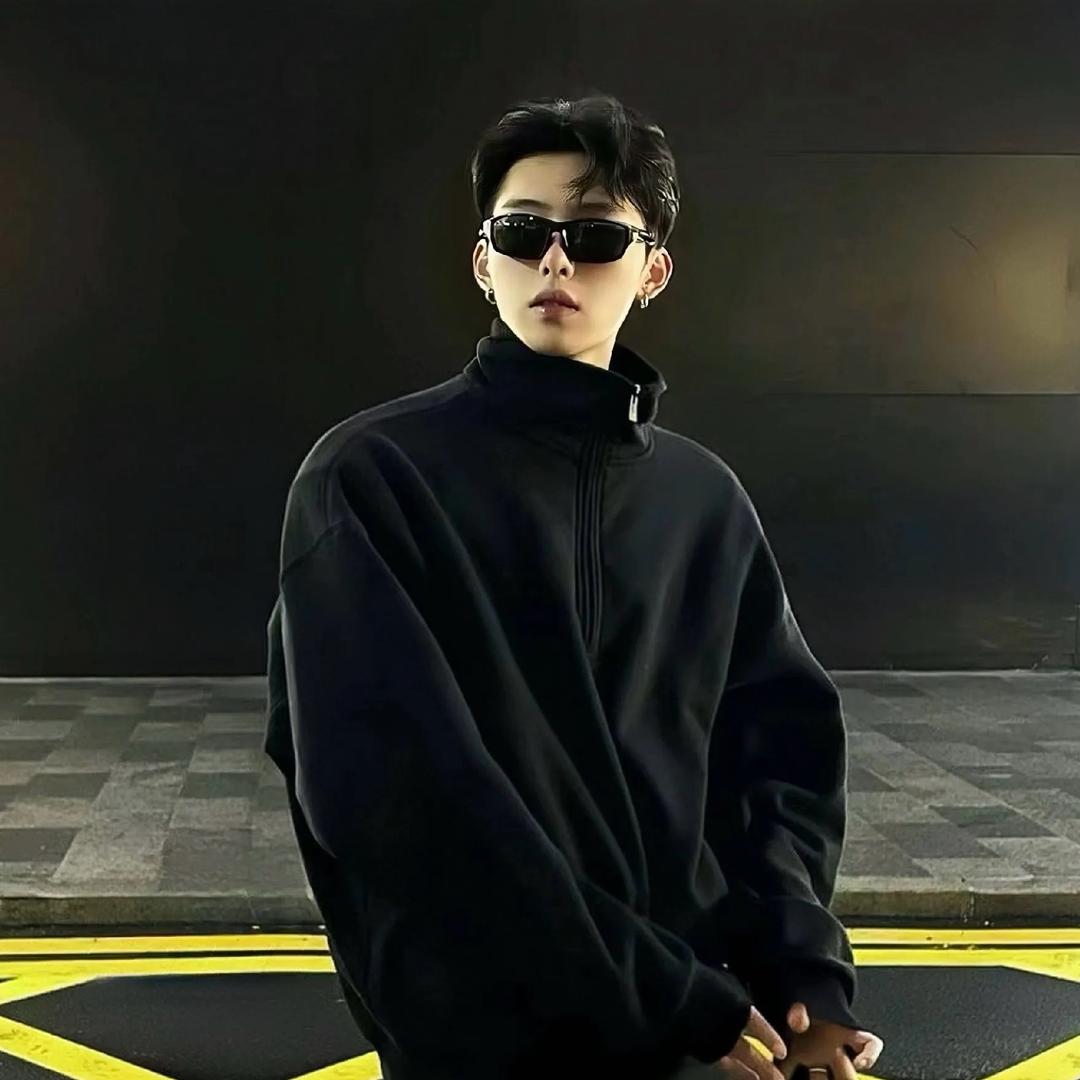 高冷男孩∴