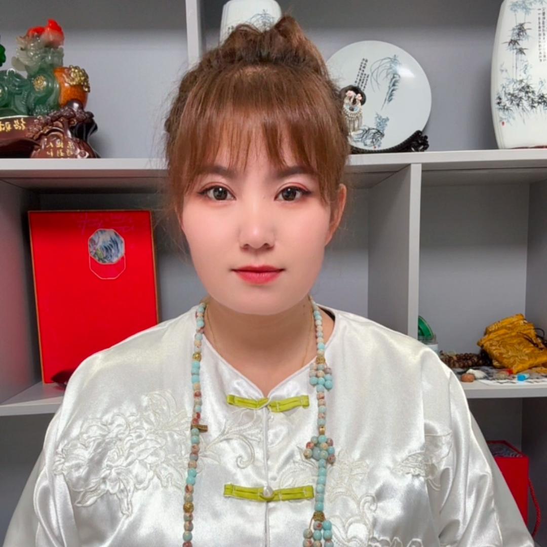 诸葛清莲