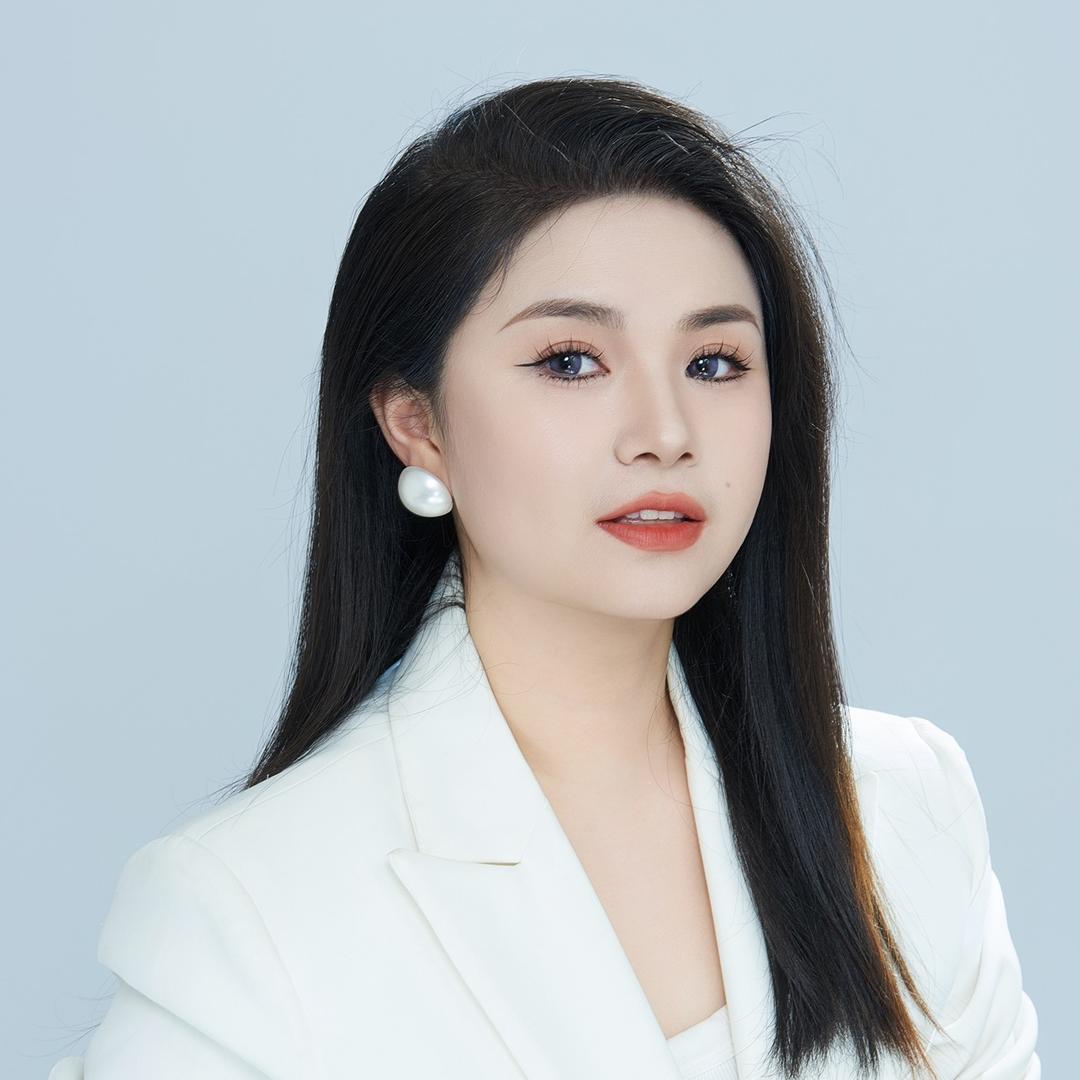 小鹿爱臭美