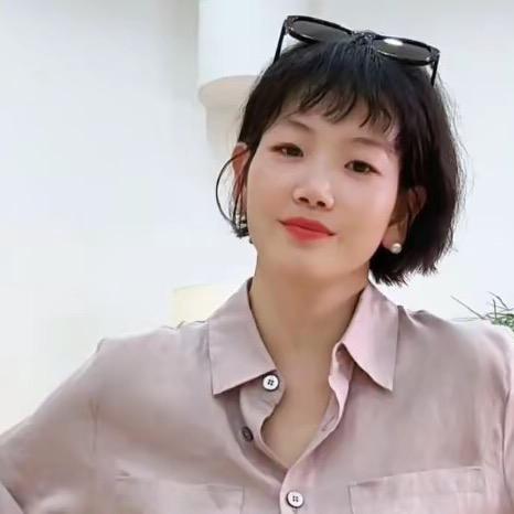 献献定制女装（女装穿搭分享）
