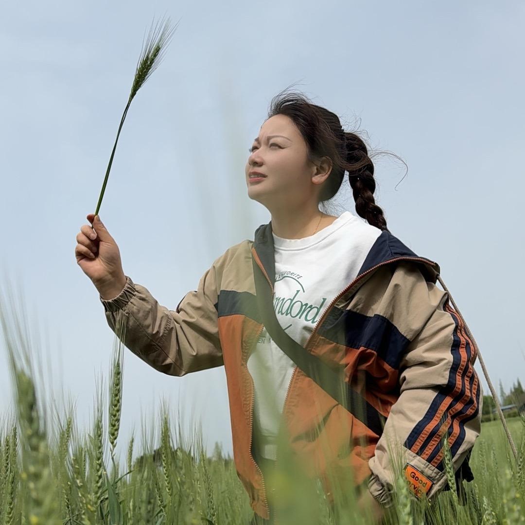 欧阳 （川渝兰姐）