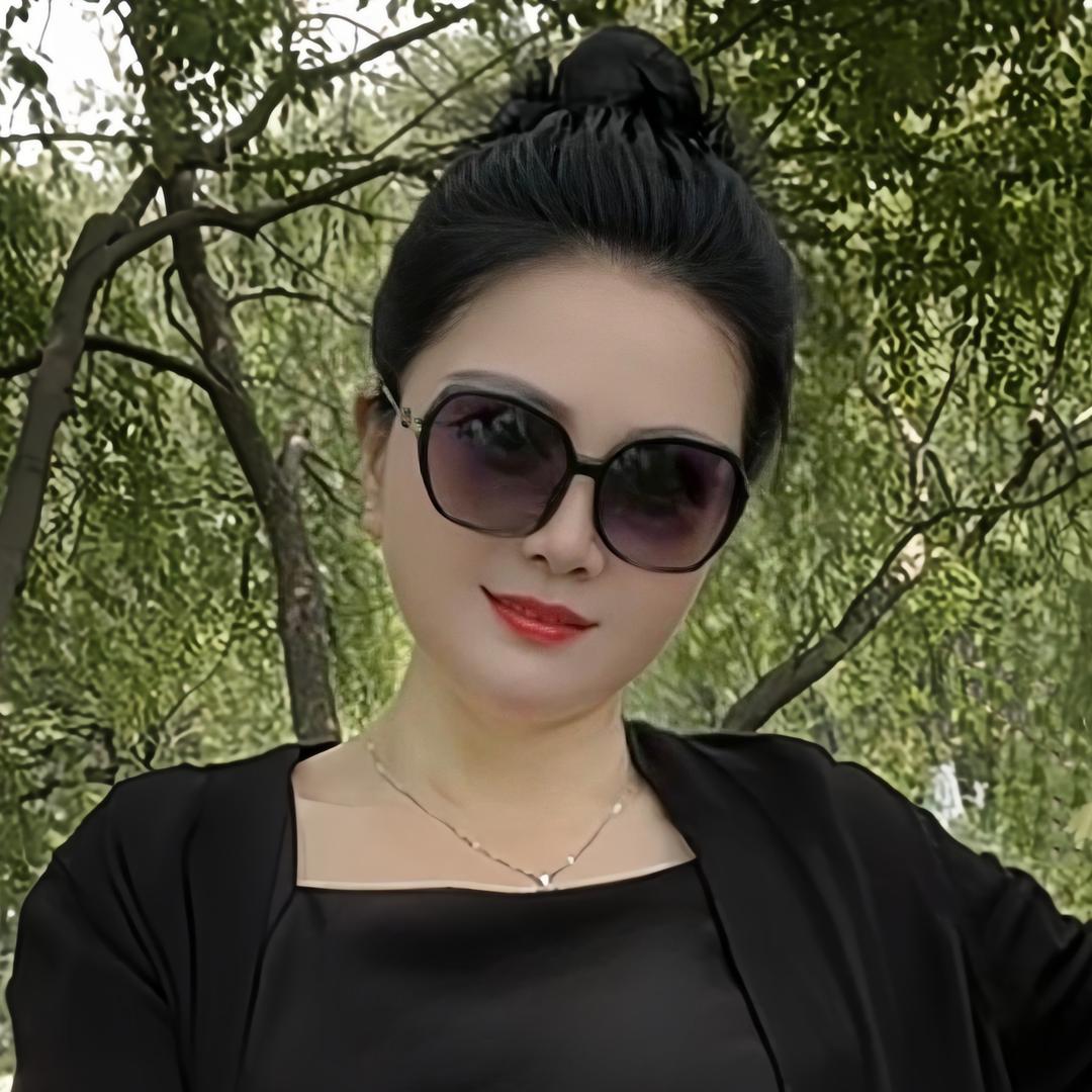 杨美华.