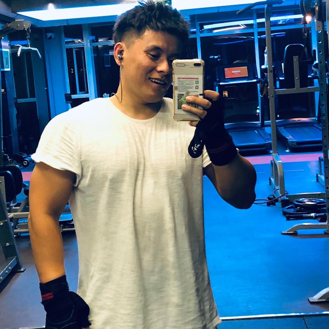 吃不胖肌肉男