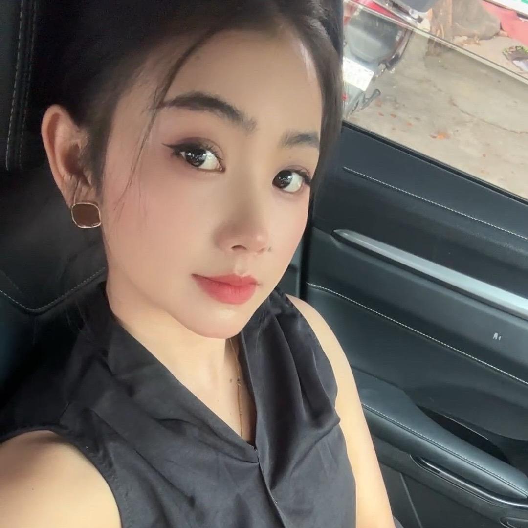 张美麗. （杨老大）