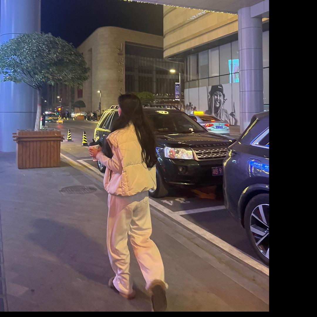 -不期而遇女装实体