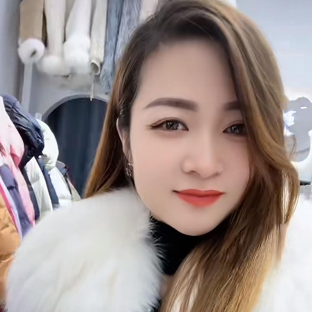 新建区艾美时尚女装