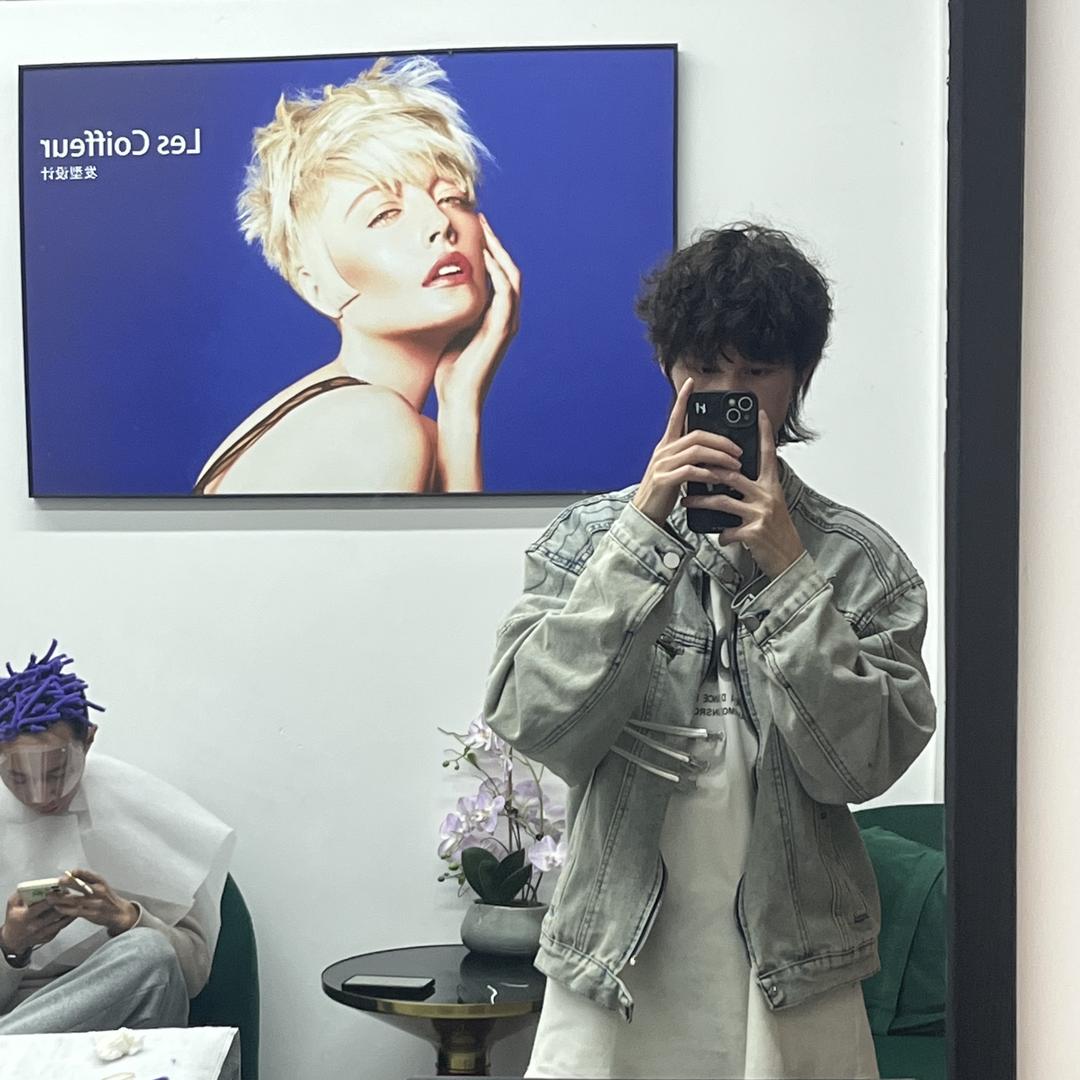 LesCoiffeur发型设计