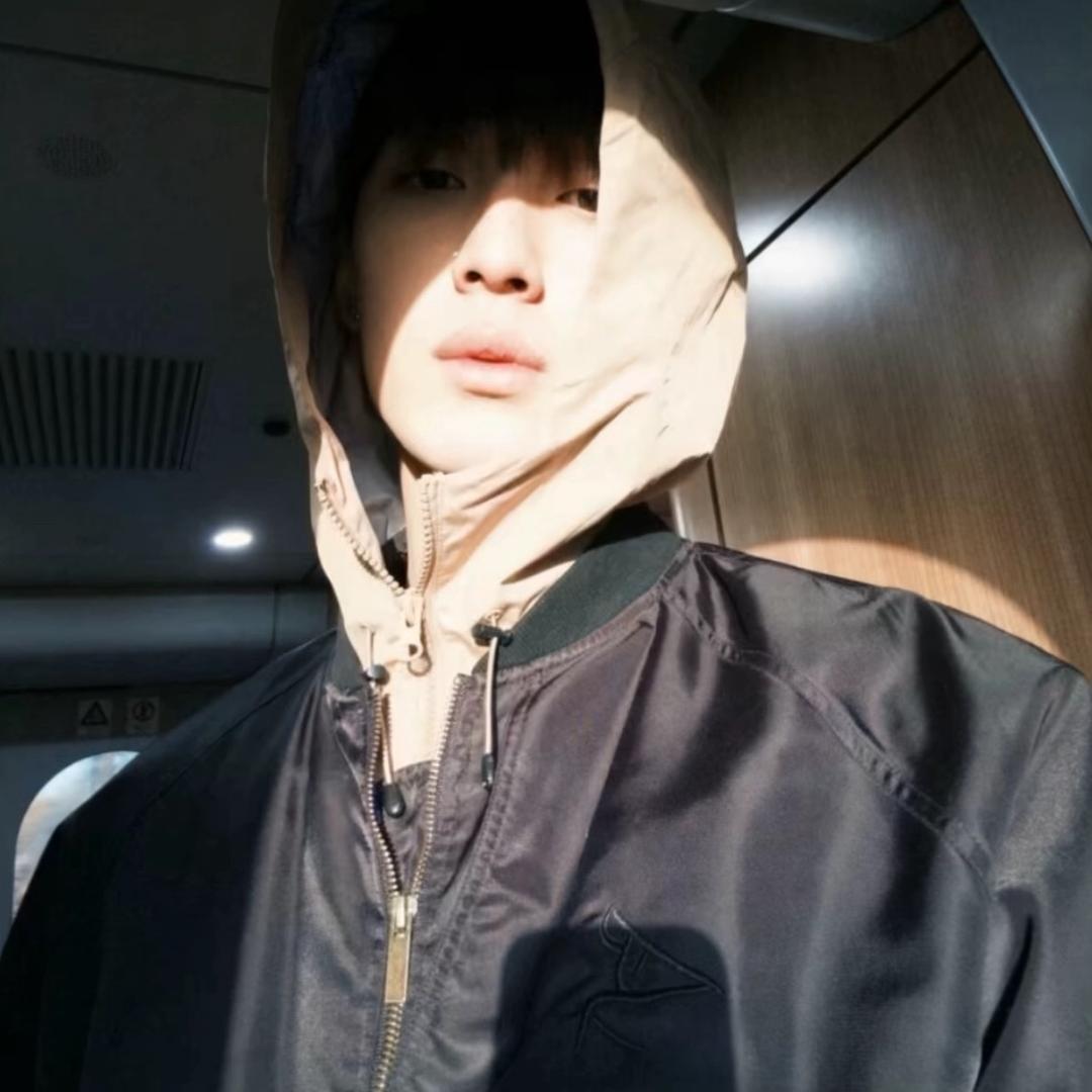 再睡五分钟💤.